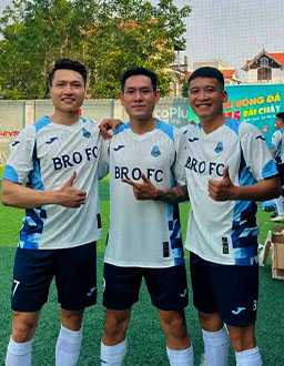 Banner ao bong da kelme