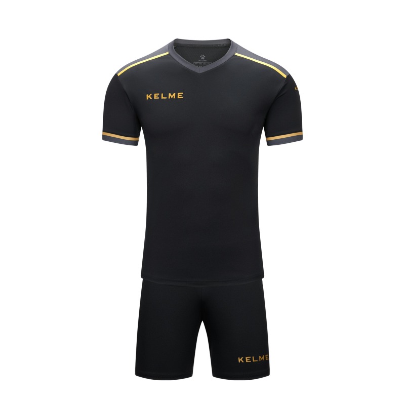 Kelme Gratitude Retro Spain 7451ZB1793 màu đen (4)